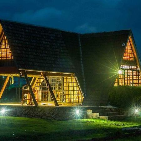 Samawati Lakeside Cottages Nyahururu Bagian luar foto